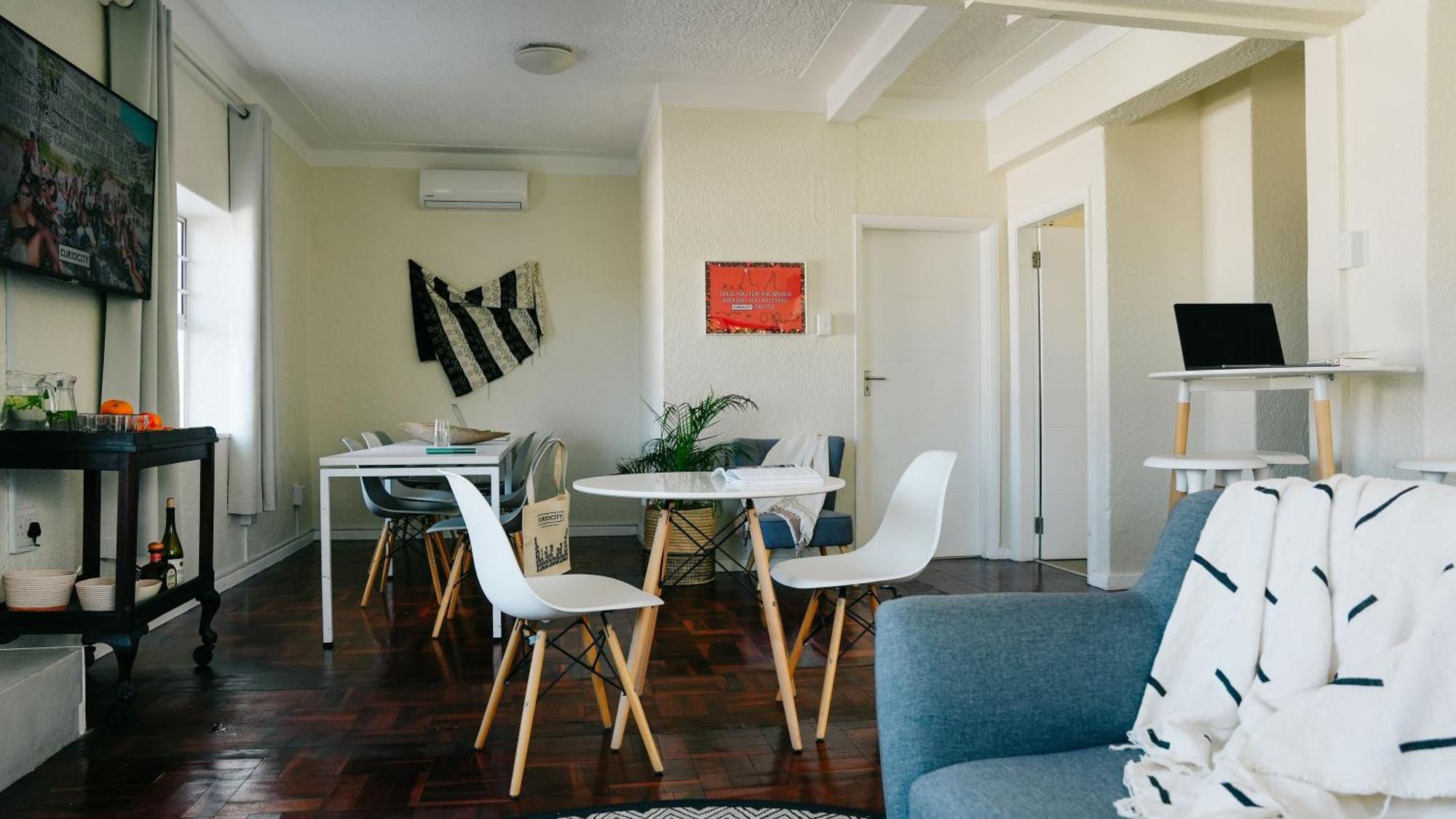 Curiocity Kloof Street Hostel