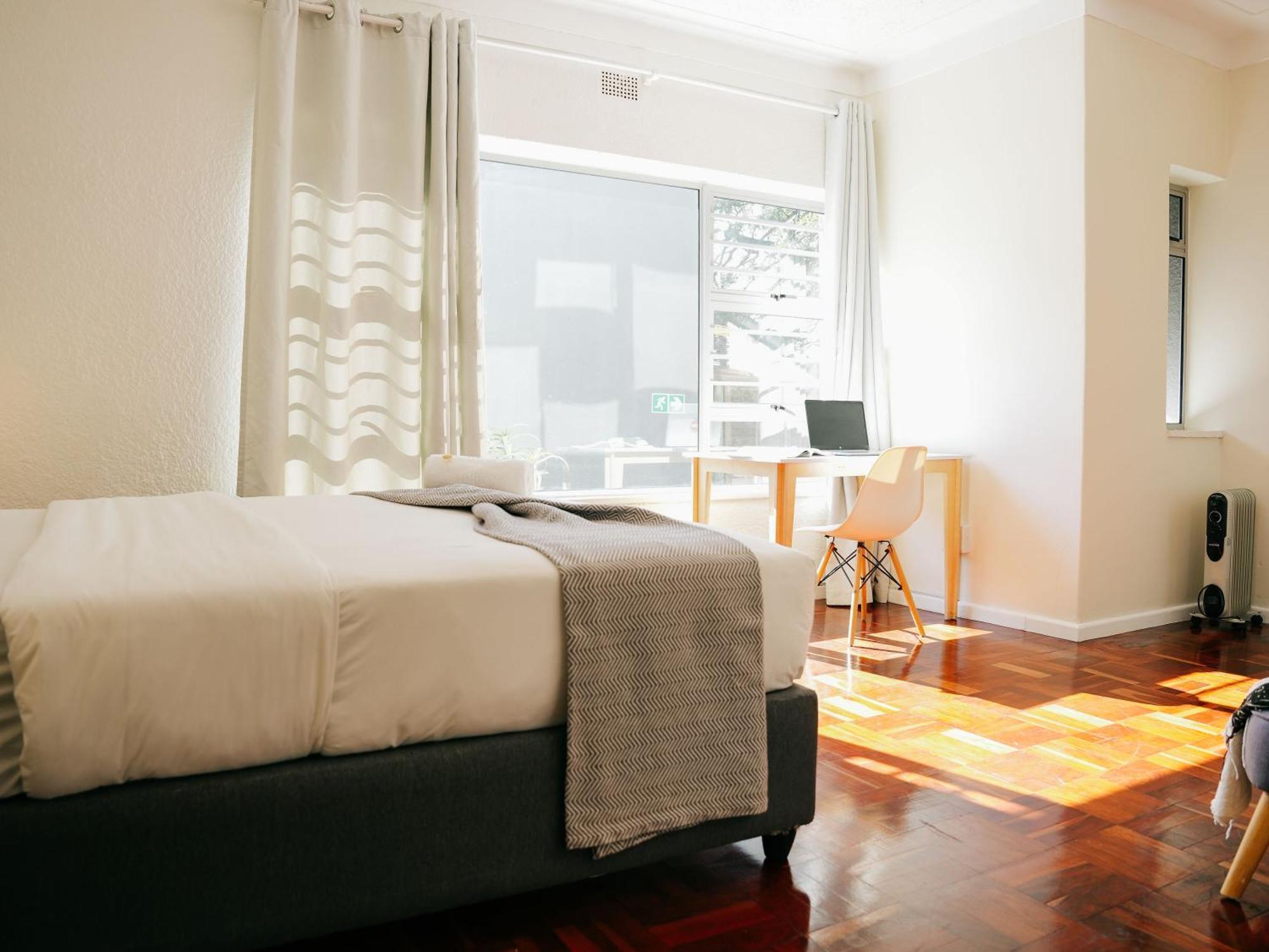 Hostel Curiocity Kloof Street *