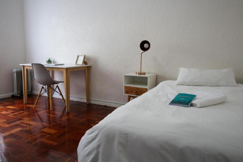 Curiocity Kloof Street Hostel