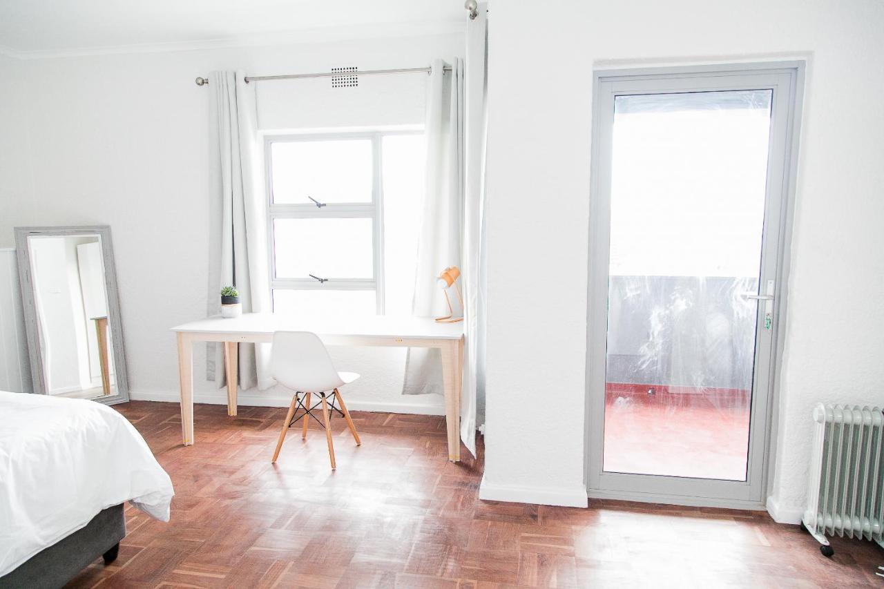 Curiocity Kloof Street Hostel Cape Town