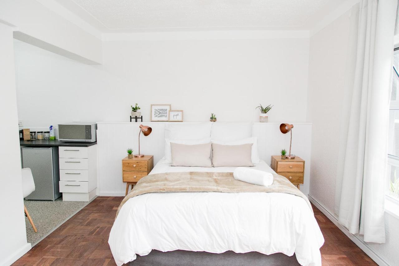 Hostel Curiocity Kloof Street